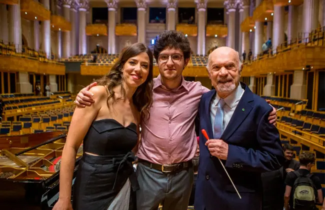 Pianista Mattheus Versiani, de 21 anos, vence o Prelúdio 2023, da TV Cultura