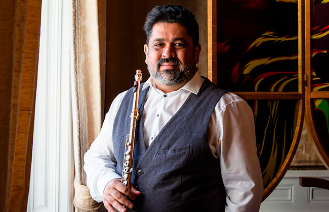 James Strauss, primeiro brasileiro a receber a Medalha de Ouro Mozart de Viena